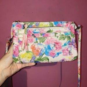 (Floral) clutch and shoulder bag